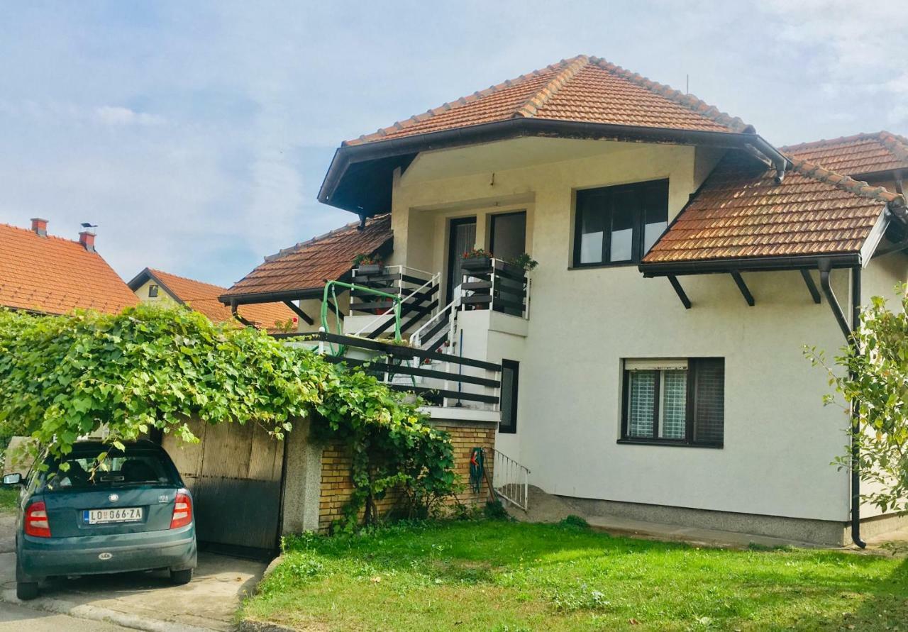 Stan Na Dan Loznica Exterior foto